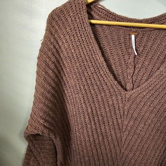 NWT FREE PEOPLE COCOA / MAR DEEP V NECK LONG JUMPER SWEATER SIZE SMALL - Picture 6 of 16